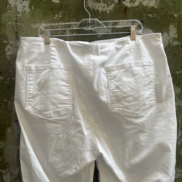 Eileen Fisher High-Waisted Pants, Tapered, Organic Cotton, White, XL - Picture 4 of 9